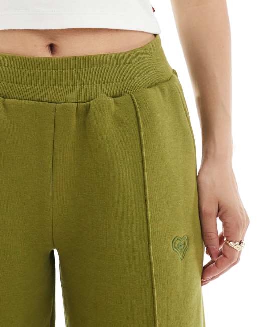 Miss Selfridge - Joggers a fondo ampio verde oliva in coordinato, 5 di 5
