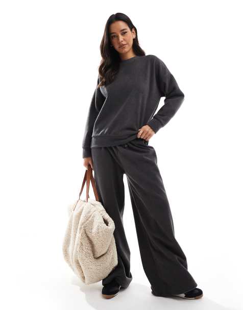 Miss Selfridge – Jogginghose aus Fleece in Anthrazit, Kombiteil - view 1