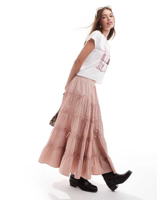 Miss Selfridge - Jupe longue étagée style champêtre avec empiècements et rubans - Rose