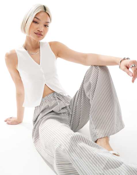 Miss Selfridge – Kamizelka z prążkowanego dżerseju w kolorze kości słoniowej - view 1
