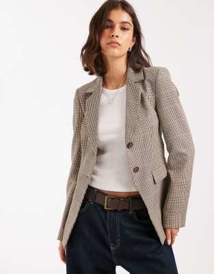 Miss Selfridge - Karierter, taillierter Blazer in neutralen Farben-Bunt