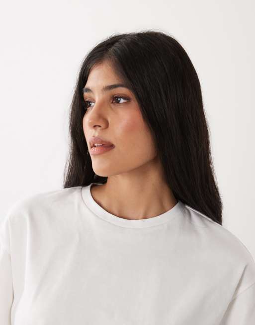 Miss Selfridge – Kastiges Baumwoll-T-Shirt in Weiß mit Spitzenschal, 3 von 4