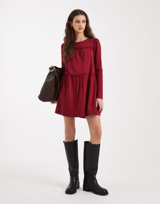 Miss Selfridge - Kirsebærfarvet minikjole med smock og flæser, 2 af 4