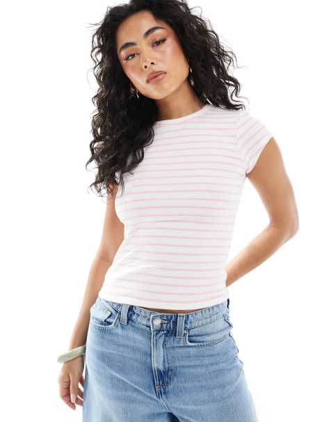 Miss Selfridge – Knappes Longline-T-Shirt in Rosa gestreift - view 1