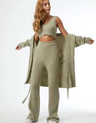misses knit pants