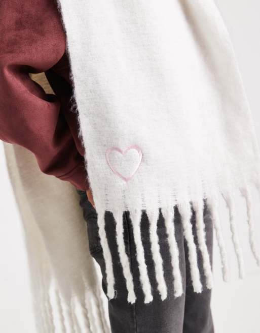 Miss Selfridge – Fransenschal aus Strick in Creme