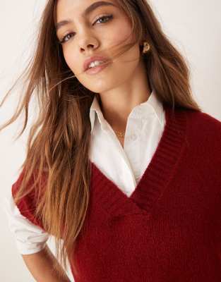 Shop Miss Selfridge knitted vest in burgundy Online – Trendy & Affordable Fashion