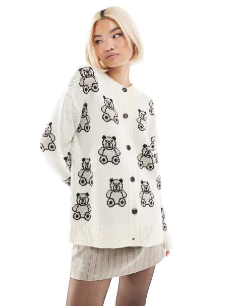 Miss Selfridge – Kort, jacquardvävd kofta i teddy och oversize - view 1