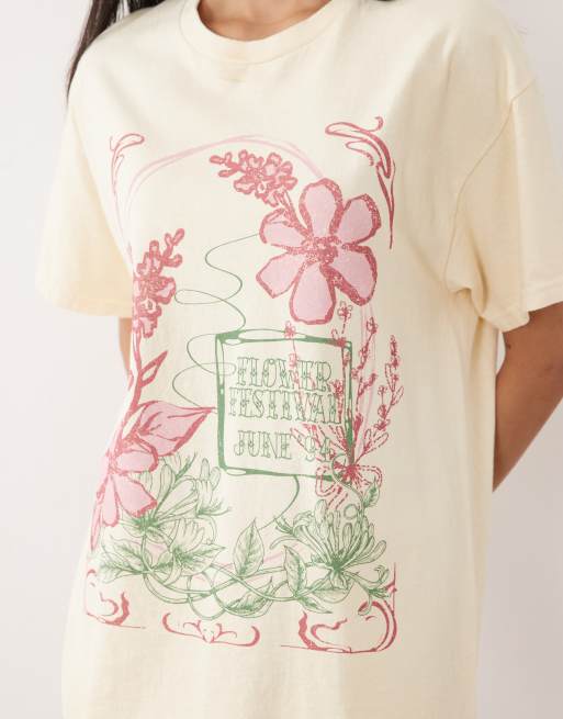 Miss Selfridge - Kærnemælksgul oversized T-shirt med blomstergrafik , 2 af 4