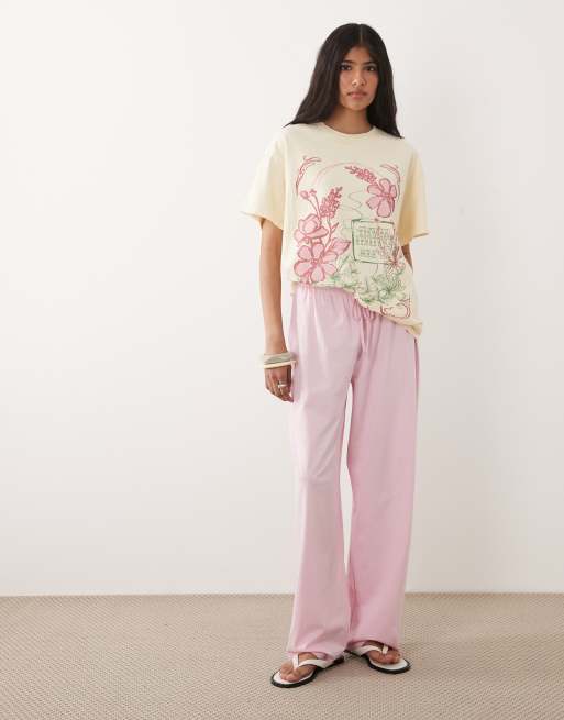 Miss Selfridge - Kærnemælksgul oversized T-shirt med blomstergrafik , 3 af 4