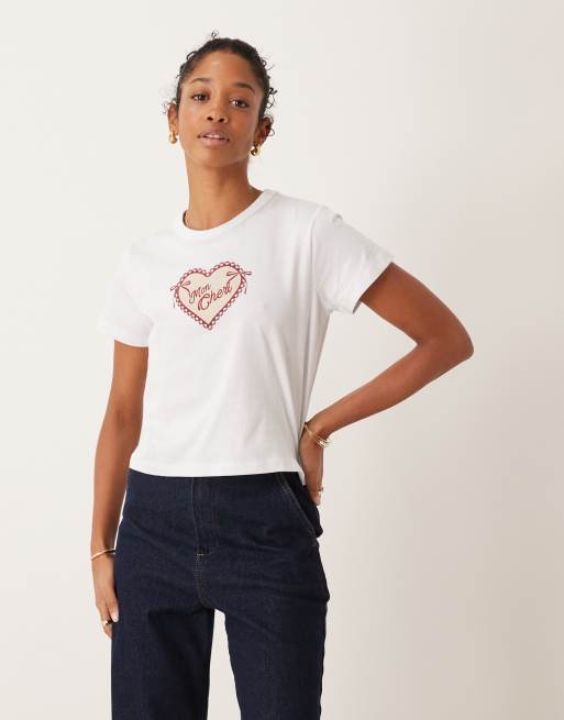 Miss Selfridge – Krótki T-shirt z nadrukiem „Mon Cheri”, 2 z 4