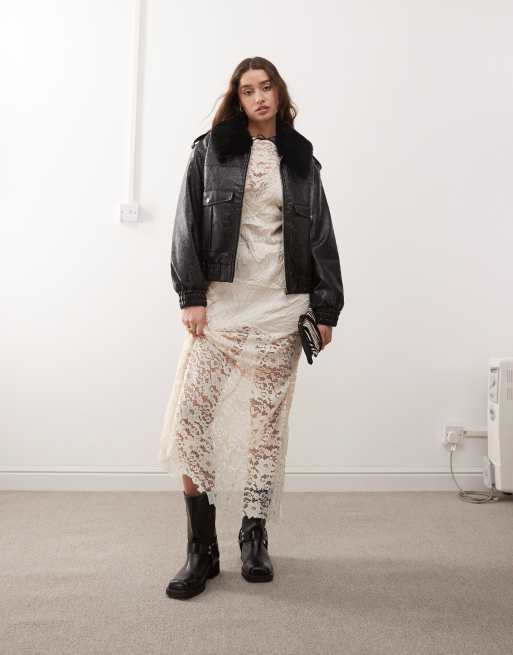 Miss Selfridge – Kunstleder-Bomberjacke in Kroko-Schwarz mit Kunstpelzbesatz, 3 von 4