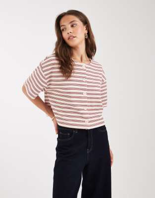 Miss Selfridge - Kurzärmlige, gerippte Strickjacke mit Knopfleiste und Streifen-Bunt