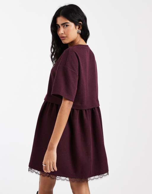 Miss Selfridge – Kurzärmliges, mehrlagiges Hängerkleid in Pflaume mit Spitzensaum, 2 von 4