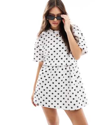 Miss Selfridge - Kurzärmliges, mehrlagiges Hängerkleid mit Punktemuster-Weiß