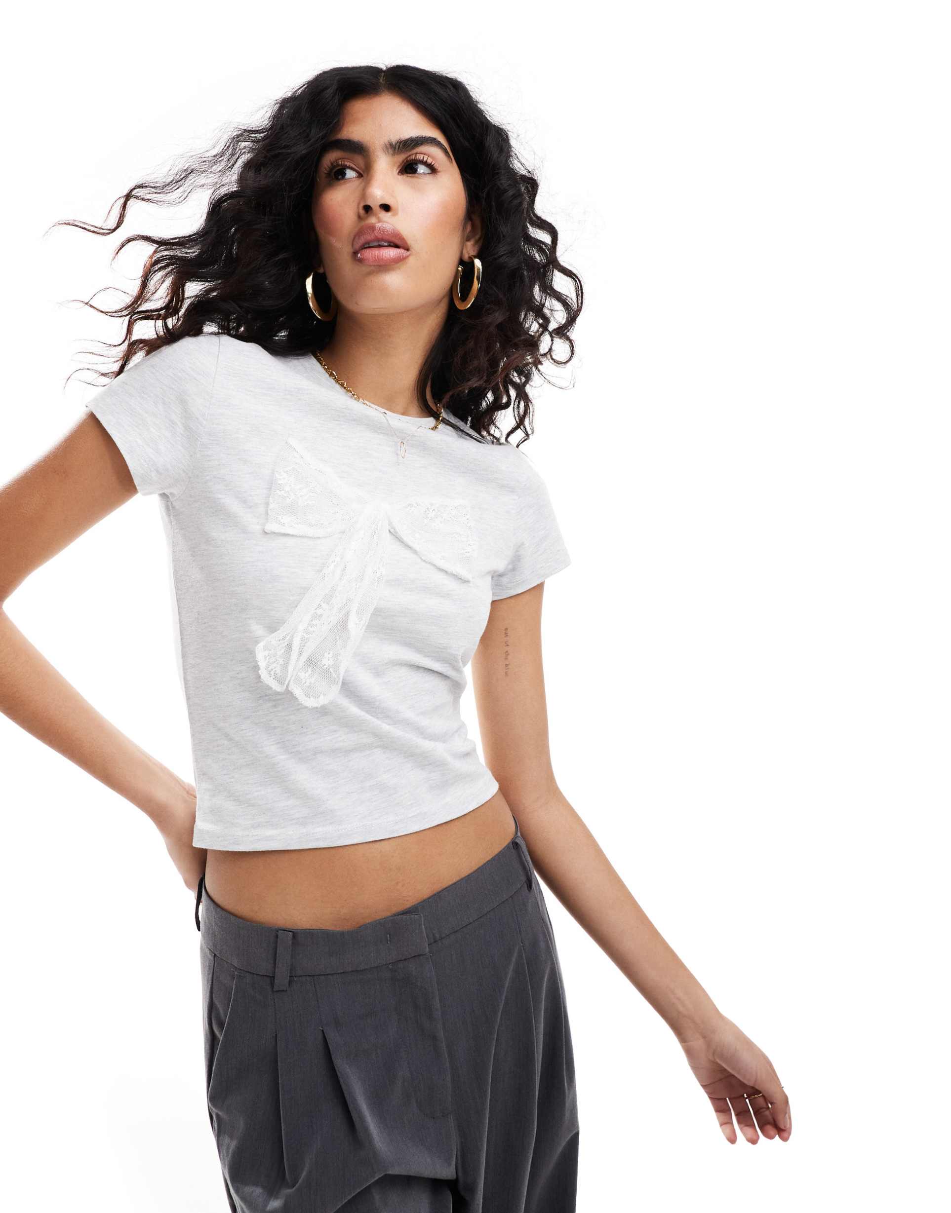 miss selfridge lace bow tee in gray