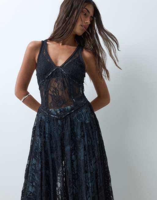 Miss Selfridge lace midi dress in black, 3 of 4