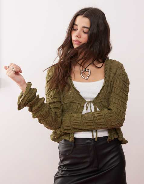 Miss Selfridge – Langärmlige Strickjacke in Olivgrün - view 1