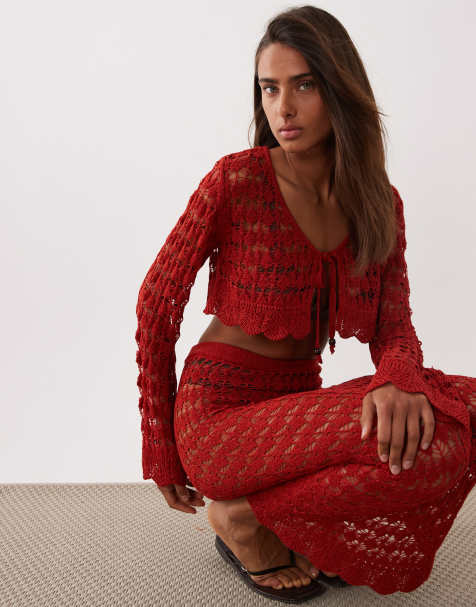 Miss Selfridge – Langärmlige, vorne geschnürte Strickjacke aus Häkelstrick in Rot - view 1