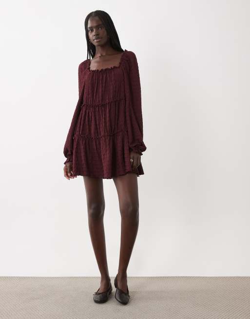 Miss Selfridge langärmliges Stufen-Smock-Minikleid in Burgunderrot, 3 von 4