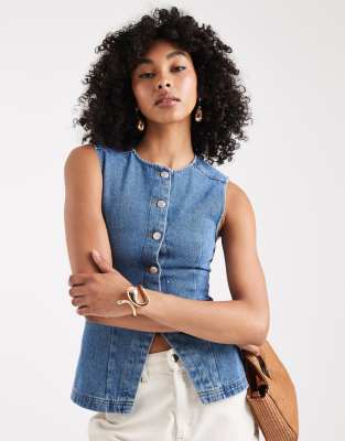 Miss Selfridge - Lange Jeansweste in verwaschenem Blau