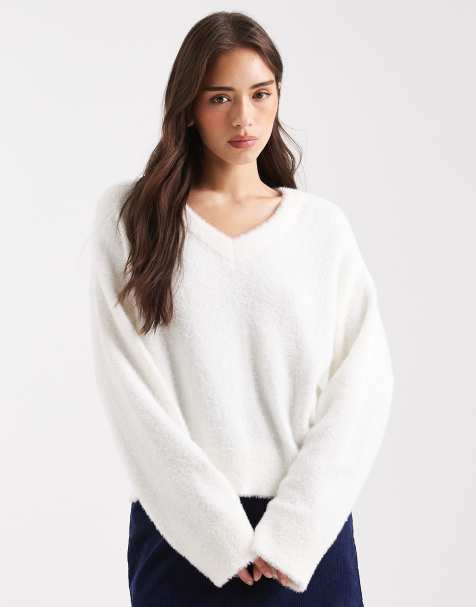 Miss Selfridge lash V neck oversized jumper in buttermilk - view 1