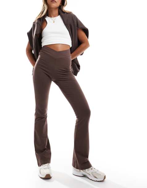 Miss Selfridge - Legging évasé coupe en V - Chocolat - view 1