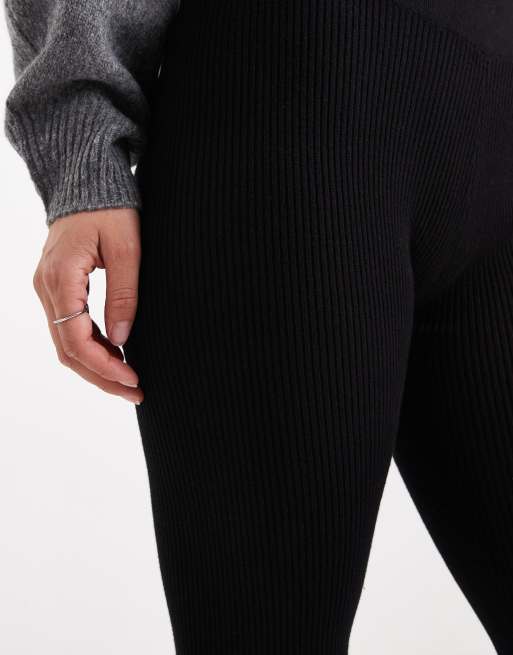 Miss Selfridge - Leggings morbidi neri in maglia a coste, 5 di 5