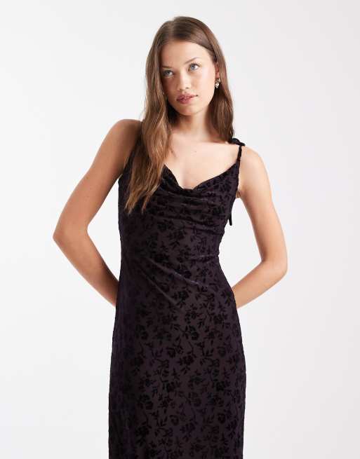 Miss Selfridge – Lila maxiklänning i devoré med draperad ringning, 2 av 4