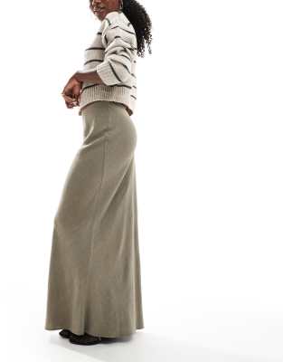 linen look bias maxi skirt in khaki-Green