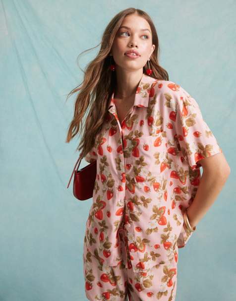 Miss Selfridge linen look short sleeve resort shirt co ord in strawberry print - view 1