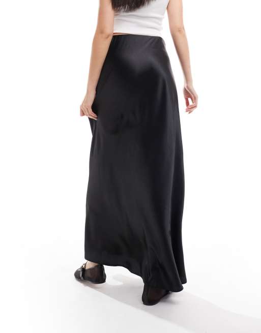 Satin maxi hotsell skirt with pockets