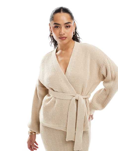 Miss Selfridge – Ljusbeige, stickad kofta i lång modell med omlottdesign och skärp - view 1