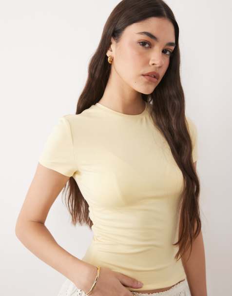 Miss Selfridge – Ljusgul, formande t-shirt med korta ärmar - view 1