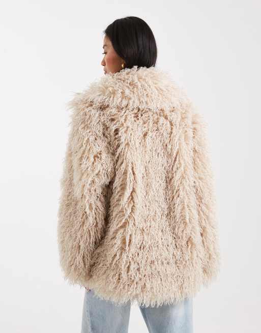 Miss Selfridge – Ljusgul kappa i oversize av mongolisk fuskpäls, 4 av 4