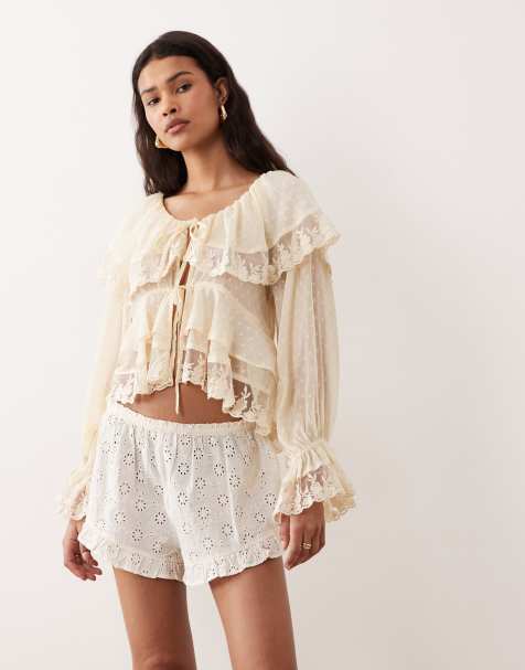 Miss Selfridge – Ljusgul topp i chiffong och spets med knytning framtill - view 1