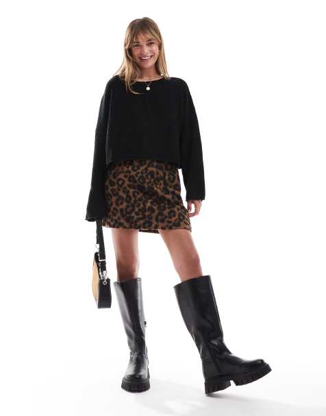 Miss Selfridge – Lockerer Pullover in Schwarz - view 1