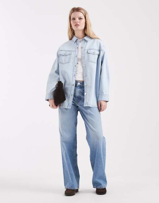 Miss Selfridge long sleeve easy denim shirt in bleach wash, 2 of 4