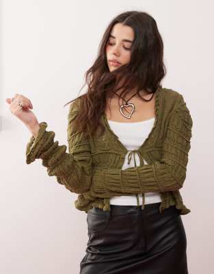 long sleeve knit cardigan in olive-Green