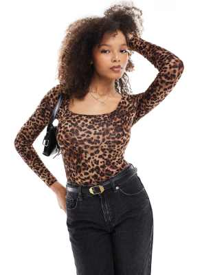 long sleeve square neck bodysuit in leopard print-Multi