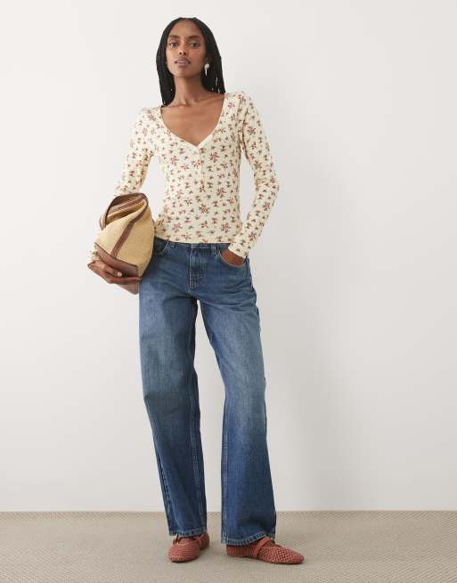 Miss Selfridge long sleeve v neck henley top in cream ditsy print, 2 of 4