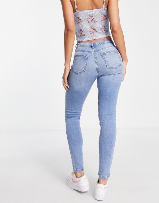 Miss Selfridge low rise Lizzie skinny jeans in light blue wash, 2 of 4