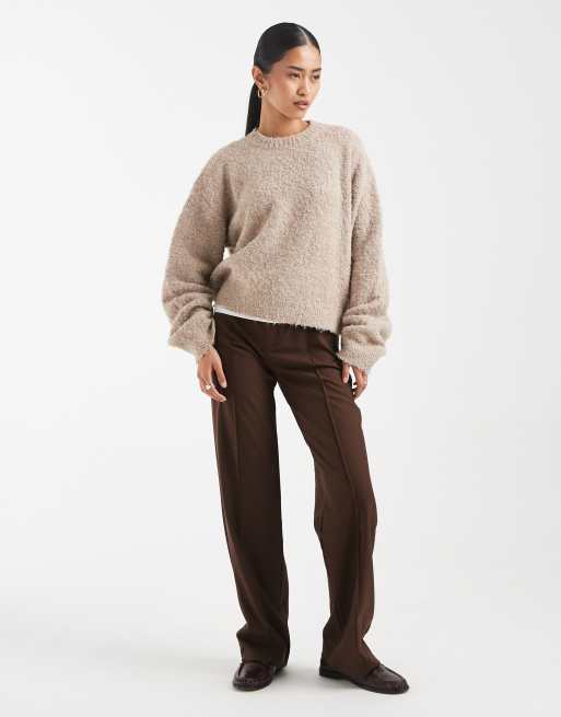 Miss Selfridge - Løstsiddende lysebrun striktrøje i bouclé, 2 af 4