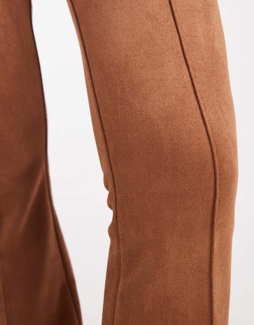 Miss Selfridge - Lysebrune leggings med svaj i imiteret ruskind, 3 af 5