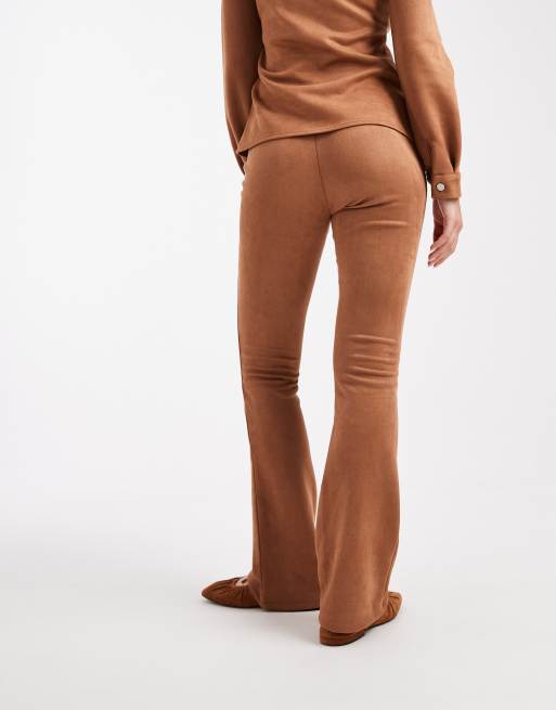 Miss Selfridge - Lysebrune leggings med svaj i imiteret ruskind, 5 af 5