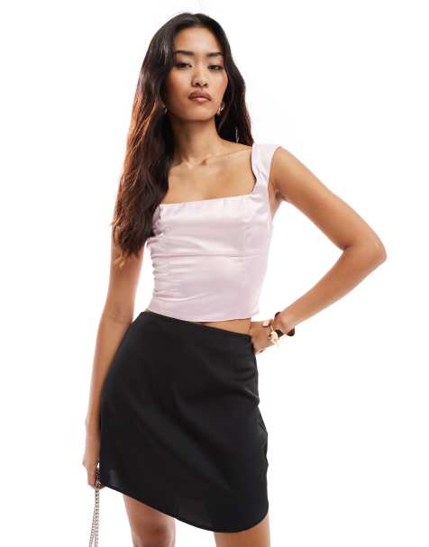 Miss Selfridge - Lyserød korsettop i satin med afkortede ærmer og bindebånd bagpå - Del af sæt - view 1