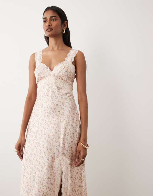 Miss Selfridge - Lyserød maxikjole i satin med blomstermønster og blondedetaljer, 2 af 4