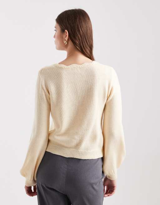 Miss Selfridge - Maglione color latticello traforato con perle sintetiche, 4 di 4