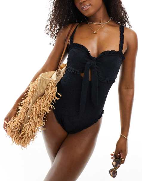 Miss Selfridge - Maillot 1 pièce en broderie anglaise noué devant style corset - Noir - view 1
