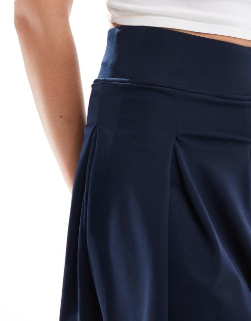 Miss Selfridge - Marineblåt mini-skort med plisseringer i tennisstil, 3 af 5